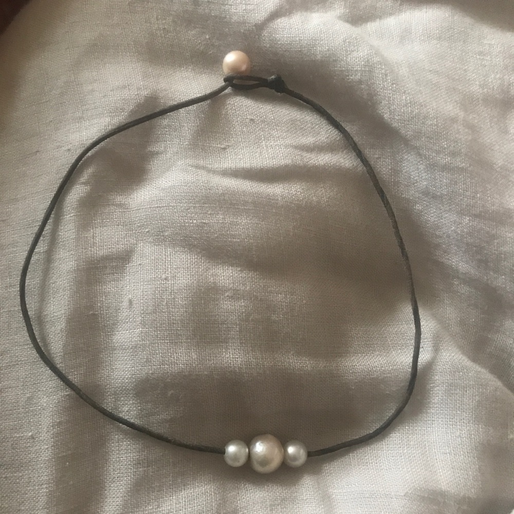 2 Wendy mignot pearl necklaces